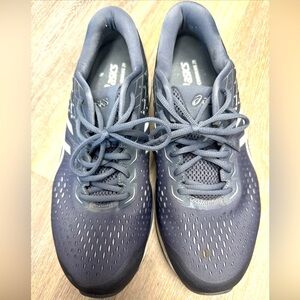 Asics gray tones sneaker closed toe lace up size 12 men's comfy shoe